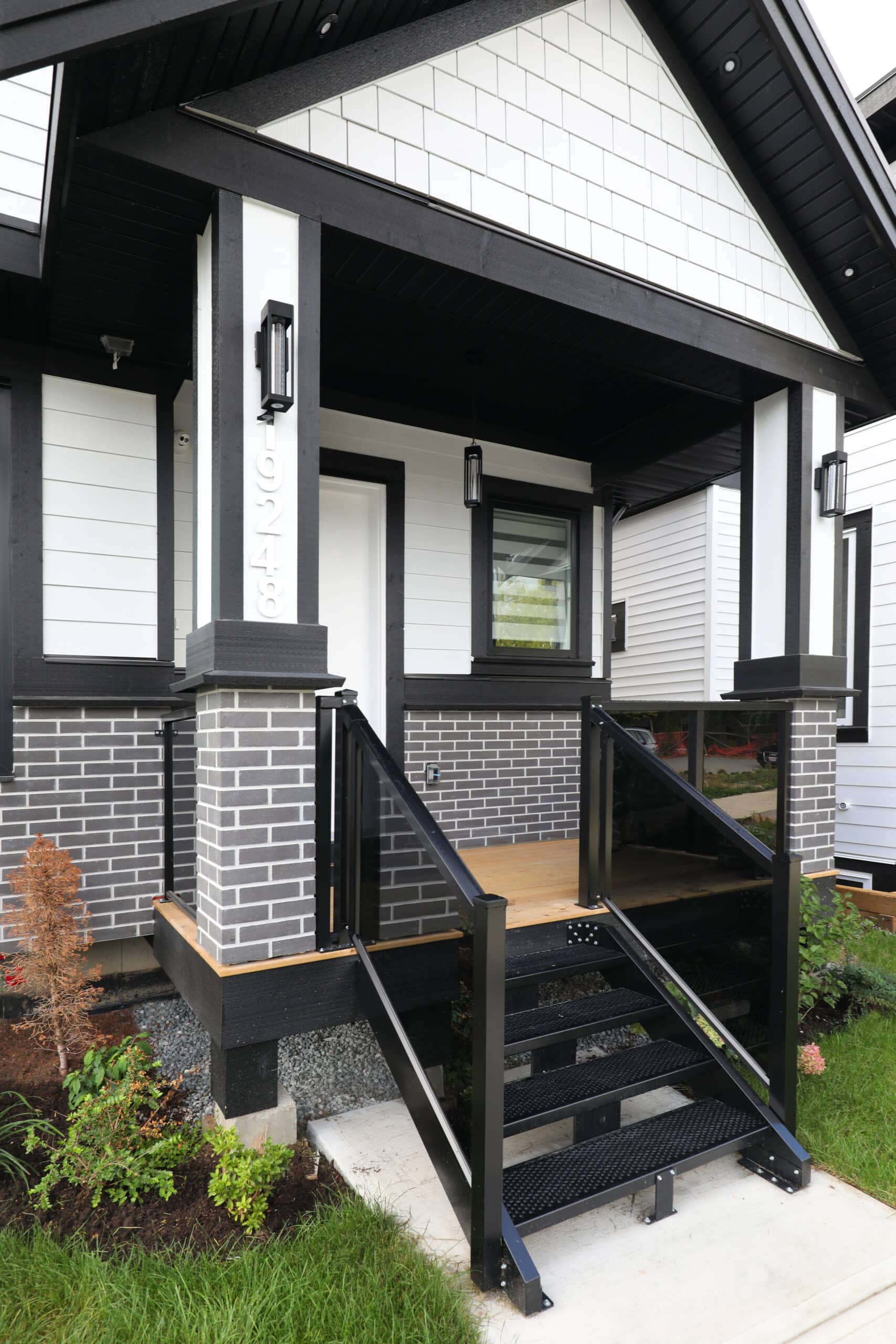 Increase Your Home's Resale Value with Exterior Stone Veneer